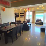 Fantasea Sea View *